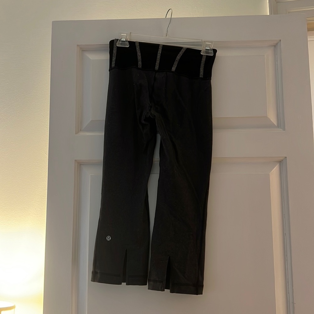 Lululemon size 4 leggings used condition
